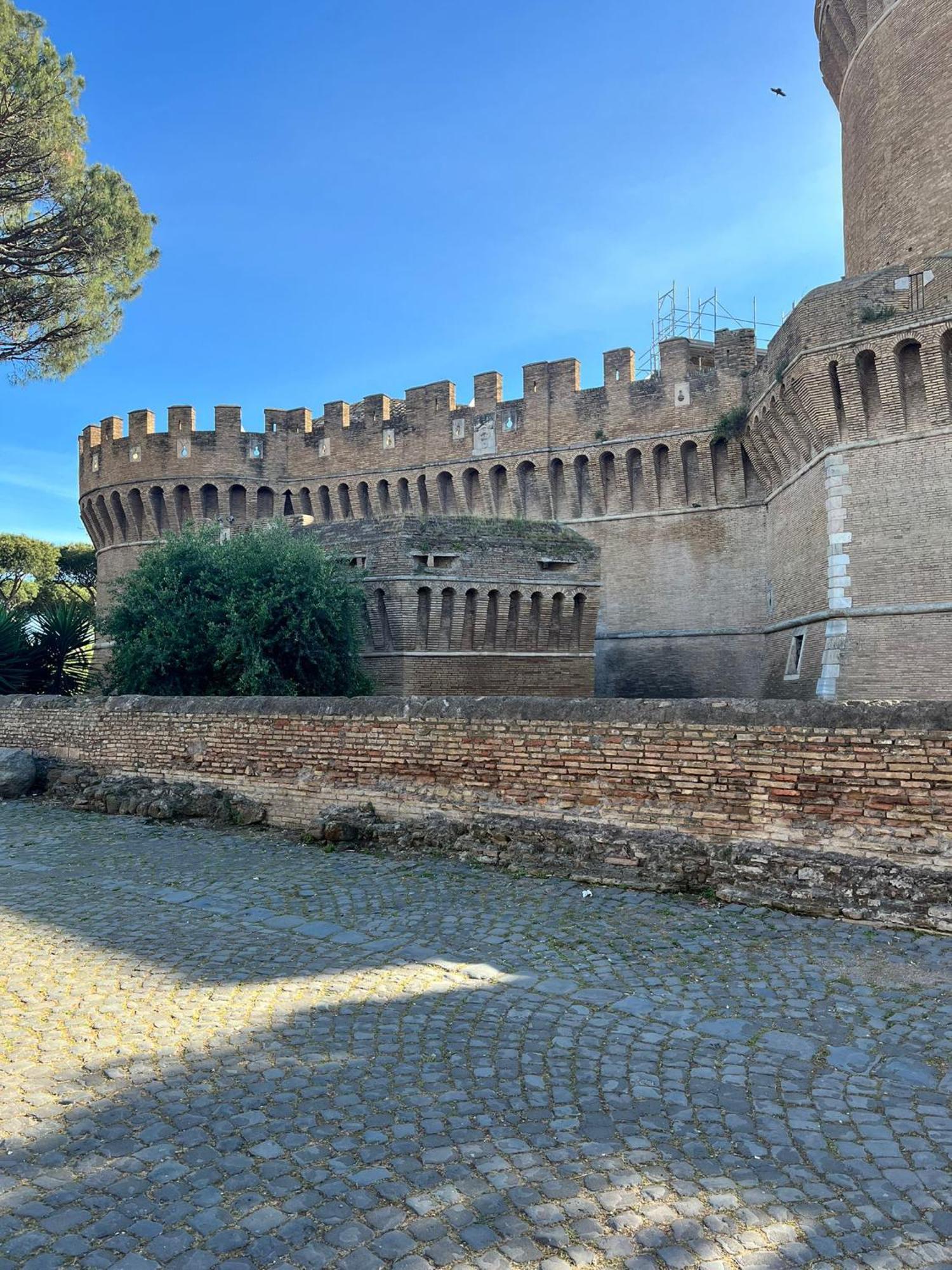 Airport Fco, - Livio's * Ostia Antica